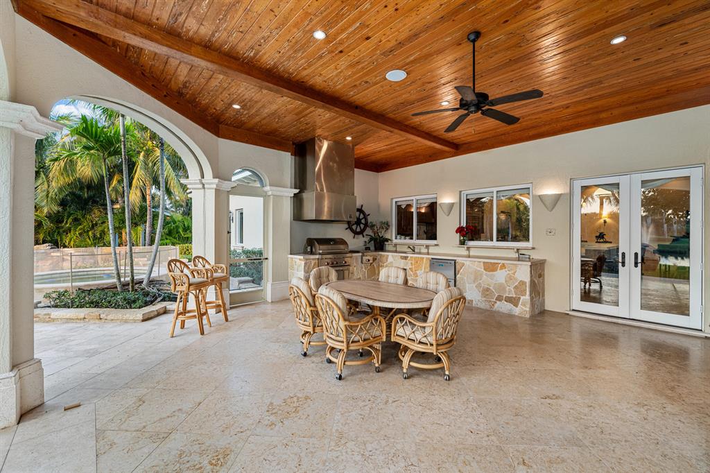 PALM BEACH POINT EAST - Residential