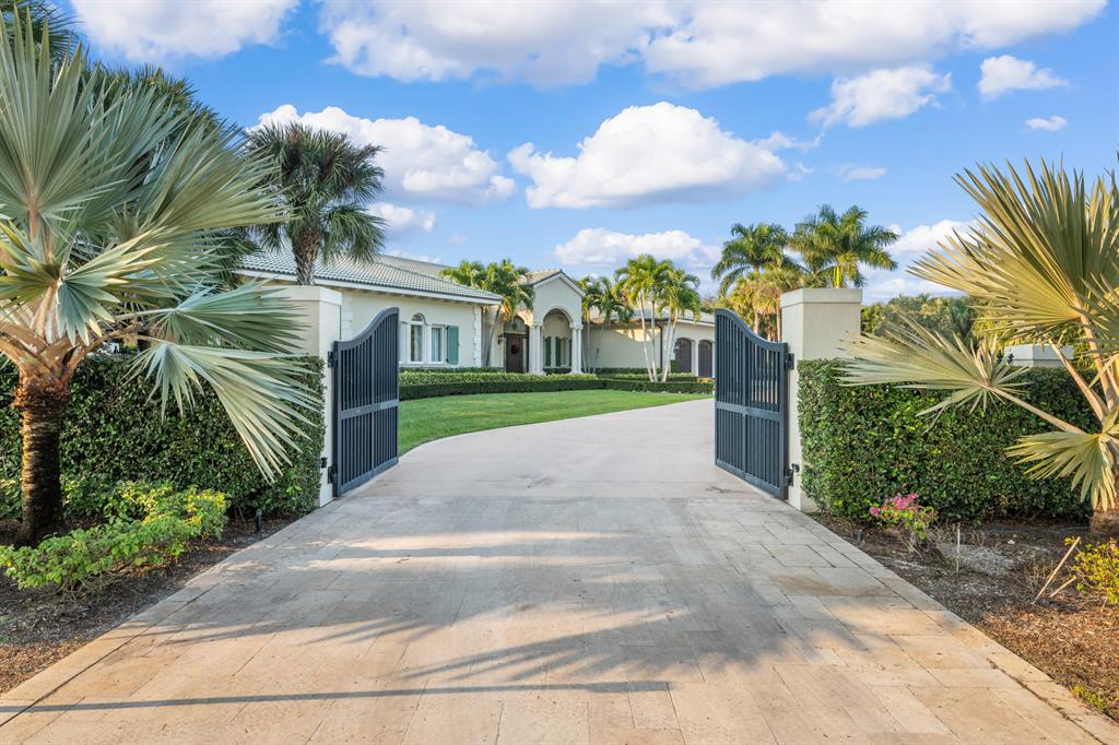 PALM BEACH POINT EAST - Residential