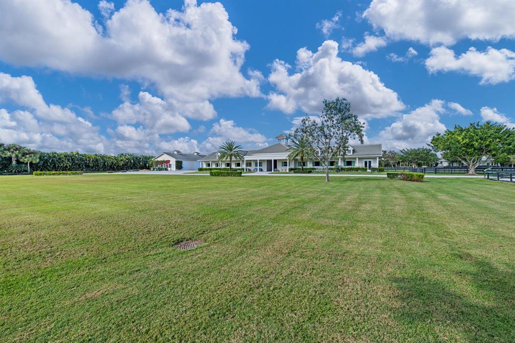 PALM BEACH POINT EAST - Residential