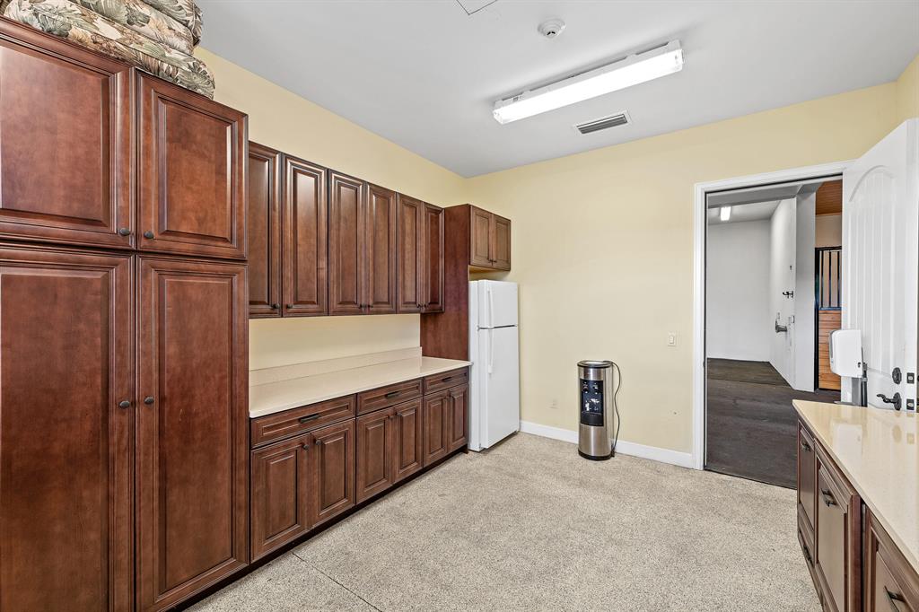 PALM BEACH POINT EAST - Residential