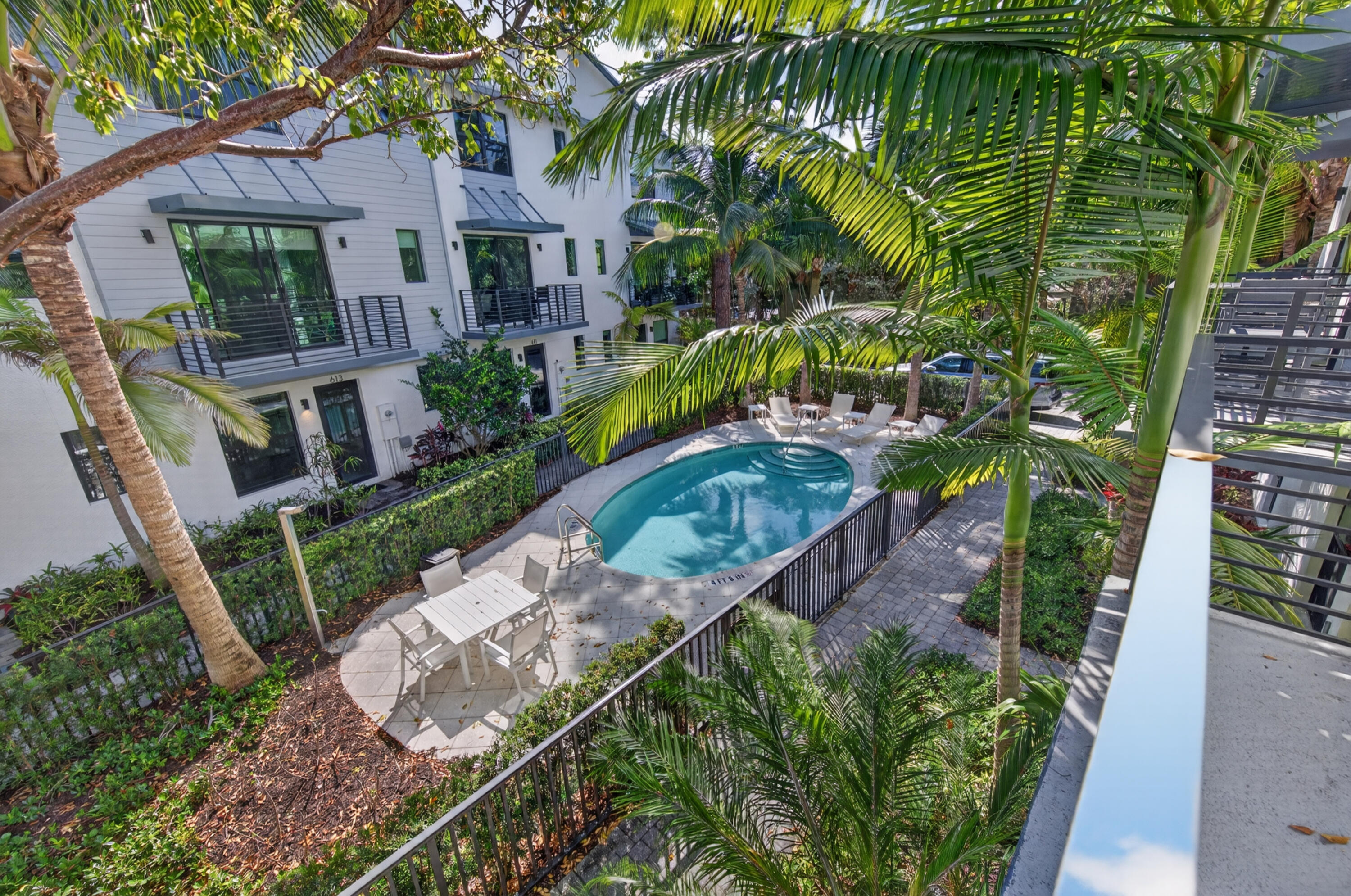 VILLAGE AT WILTON MANORS II - Residential