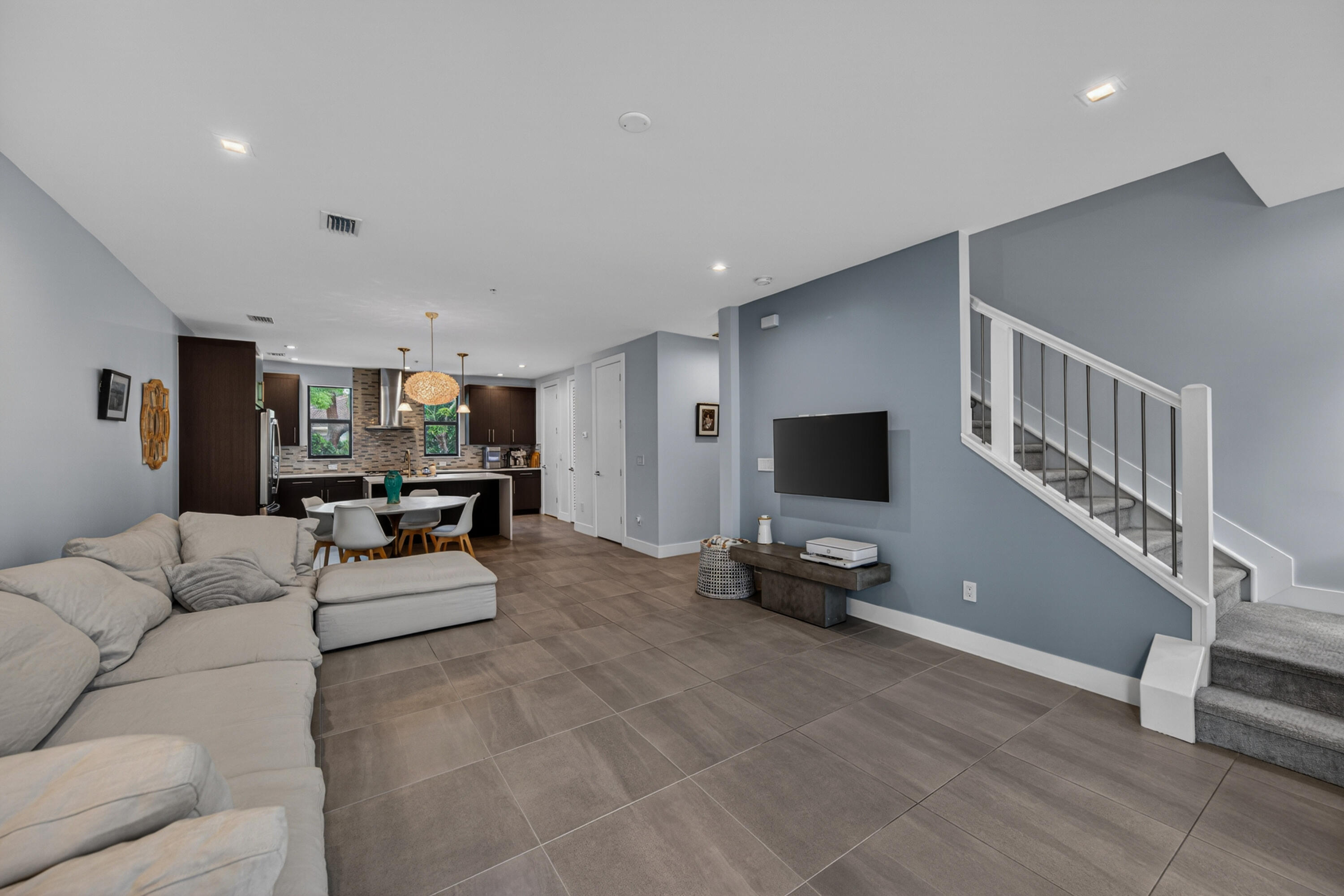 VILLAGE AT WILTON MANORS II - Residential