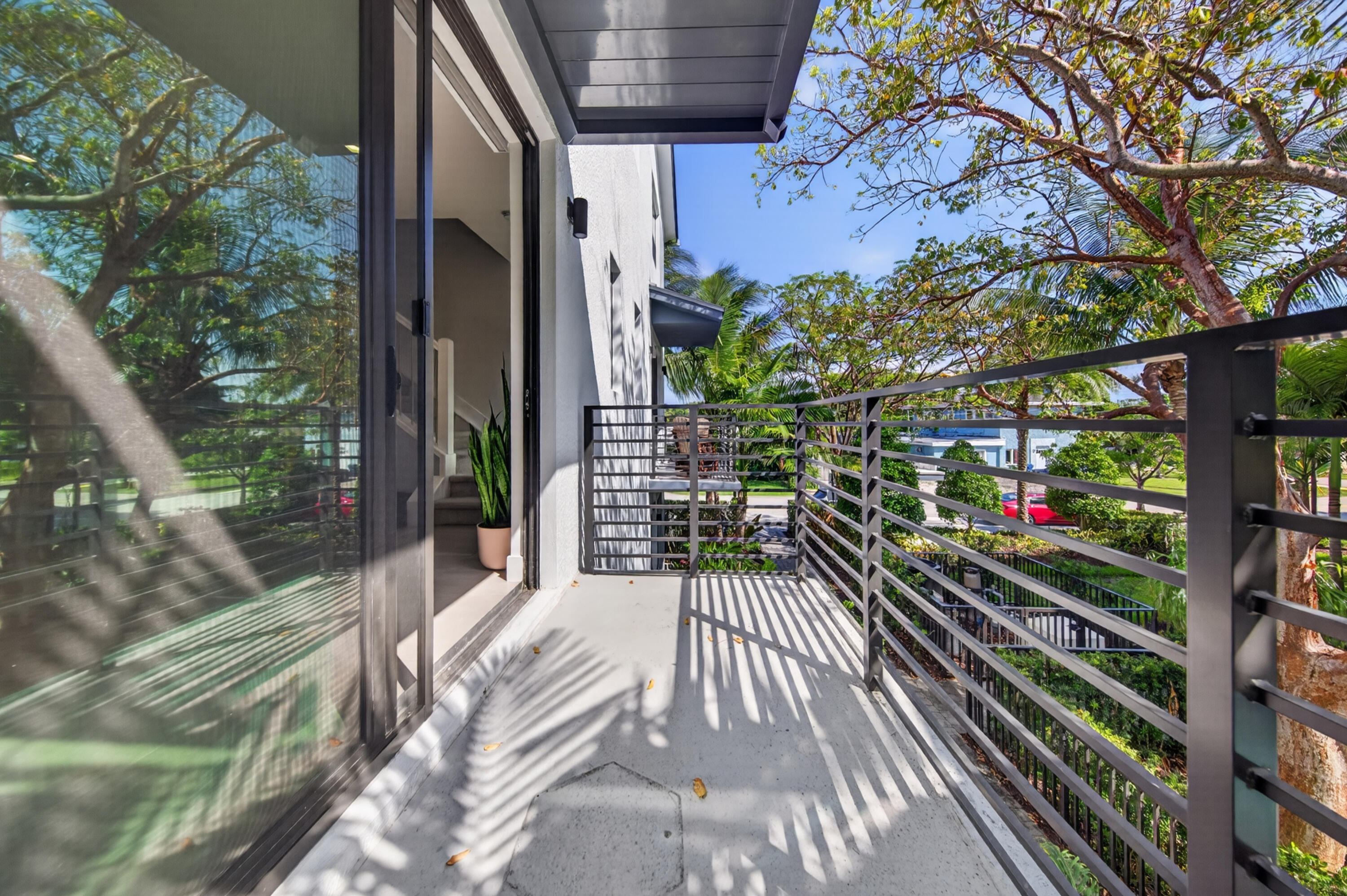 VILLAGE AT WILTON MANORS II - Residential