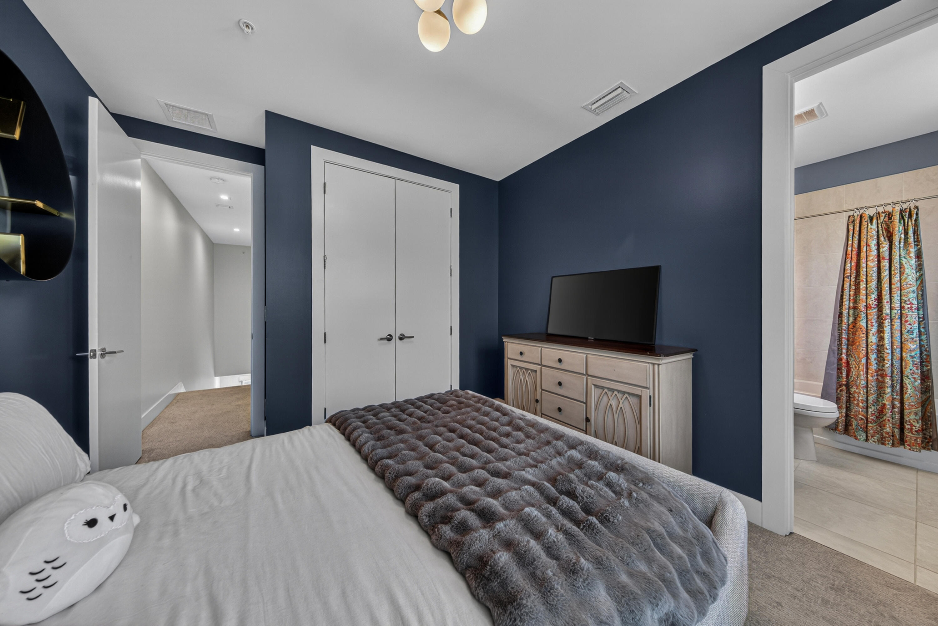 VILLAGE AT WILTON MANORS II - Residential