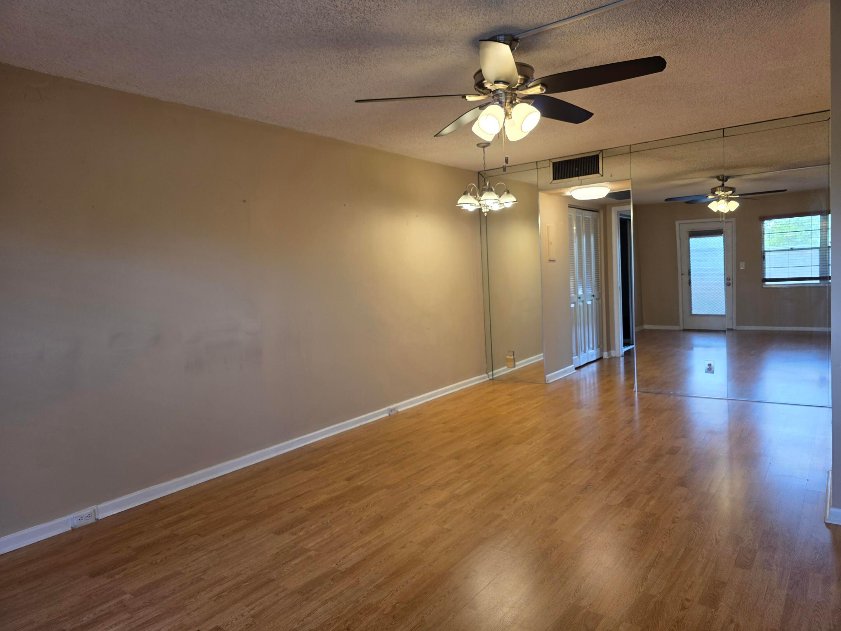 LUCAYA VILLAGE 1-B CONDO - Residential