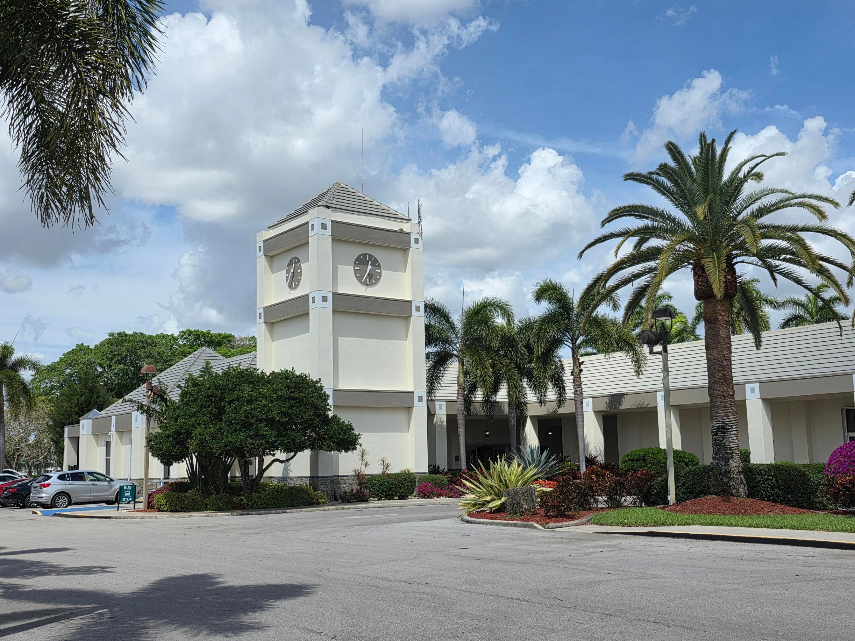 LUCAYA VILLAGE 1-B CONDO - Residential