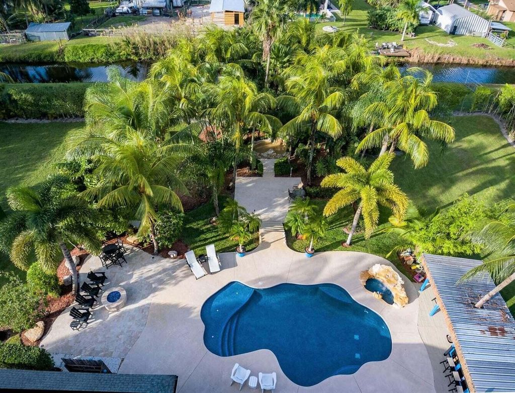 Photo of 13461 72nd Court N, The Acreage, FL 33412 (MLS # R10970964)