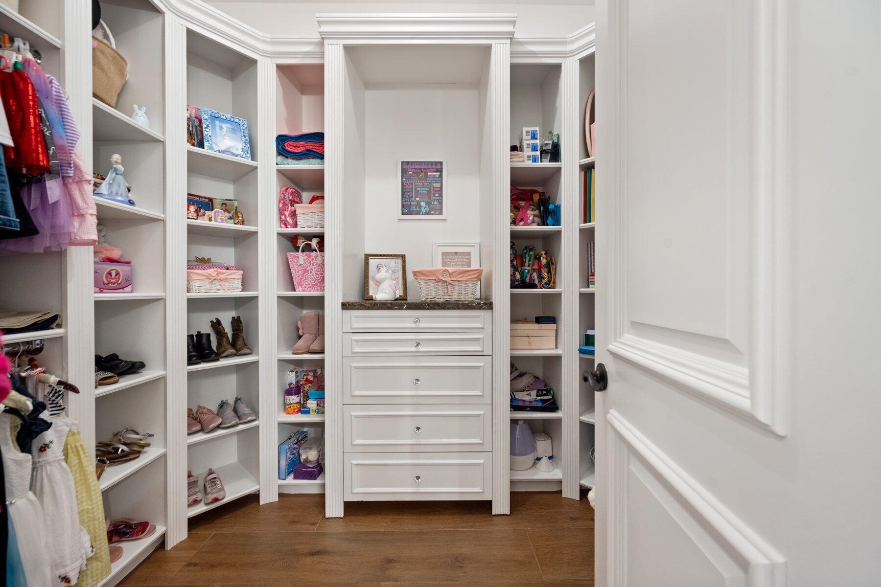 HOMELAND - Residential