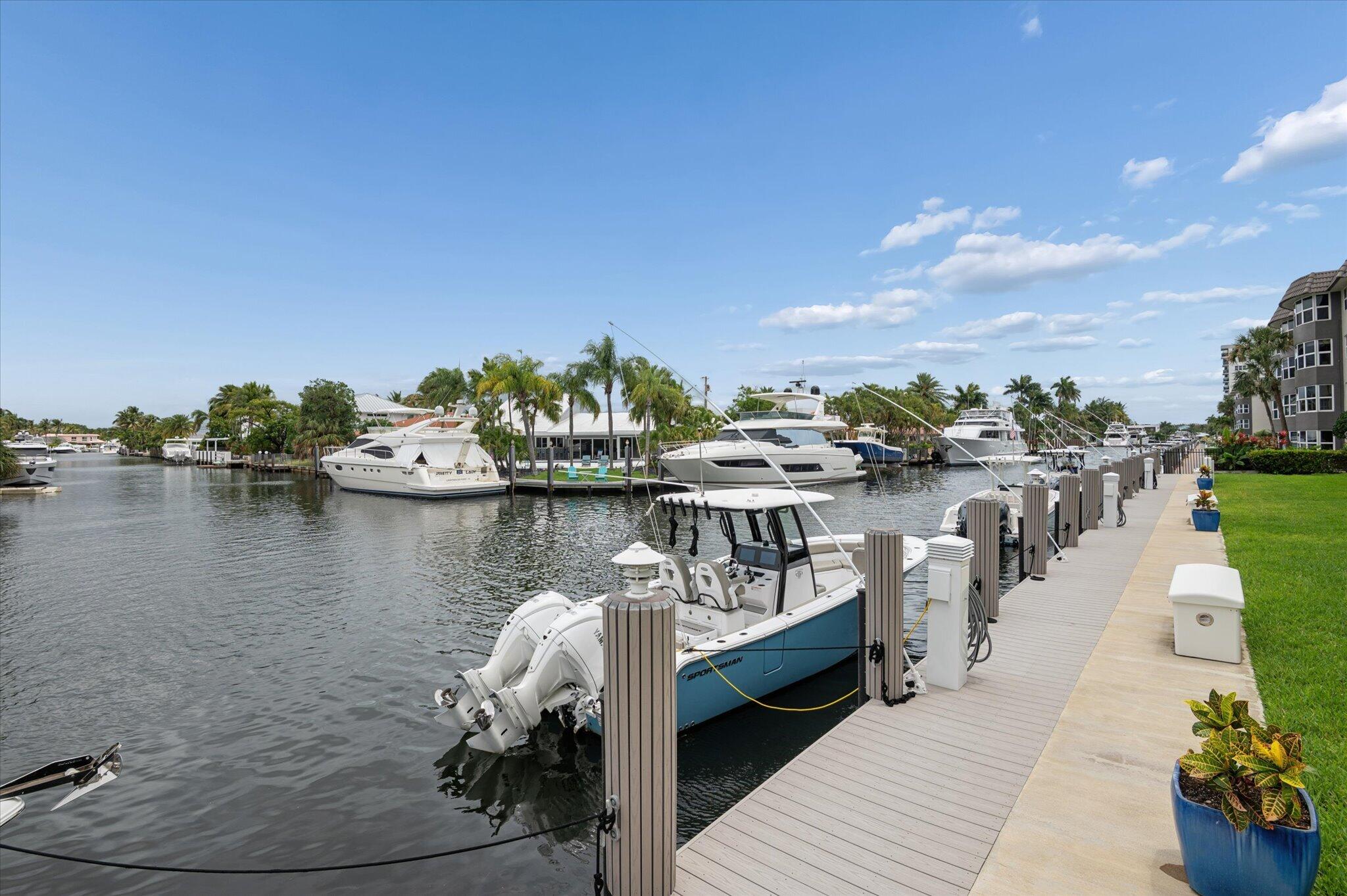 ROYAL LAUDERDALE LANDINGS CONDO - Residential