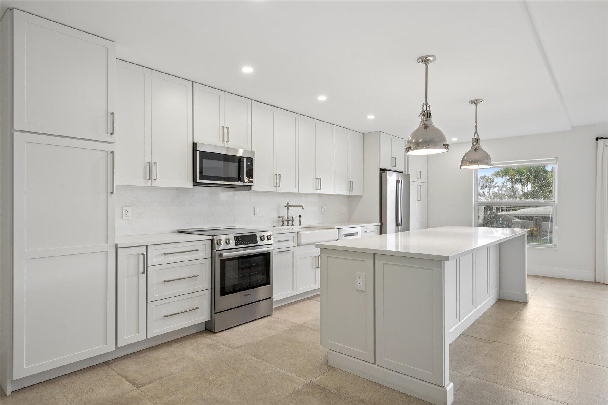 ROYAL LAUDERDALE LANDINGS CONDO - Residential