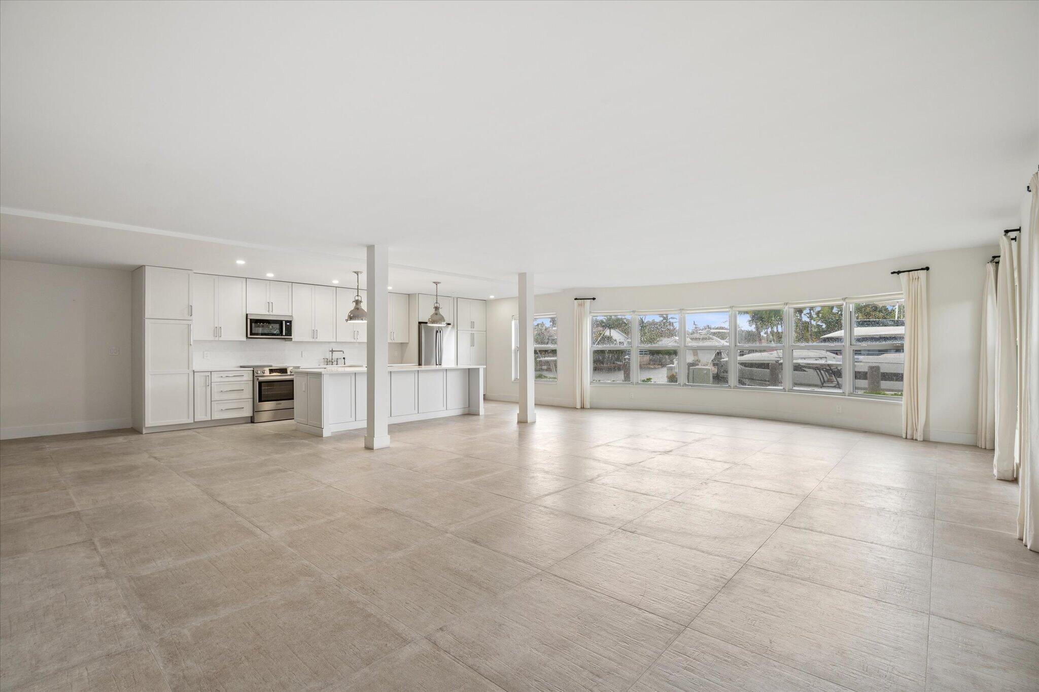 ROYAL LAUDERDALE LANDINGS CONDO - Residential
