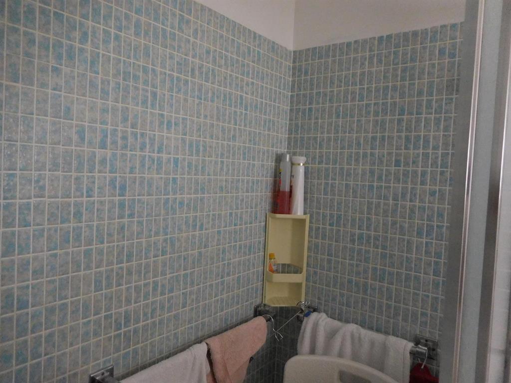 CRESTHAVEN VILLAS CONDO 33 - Residential