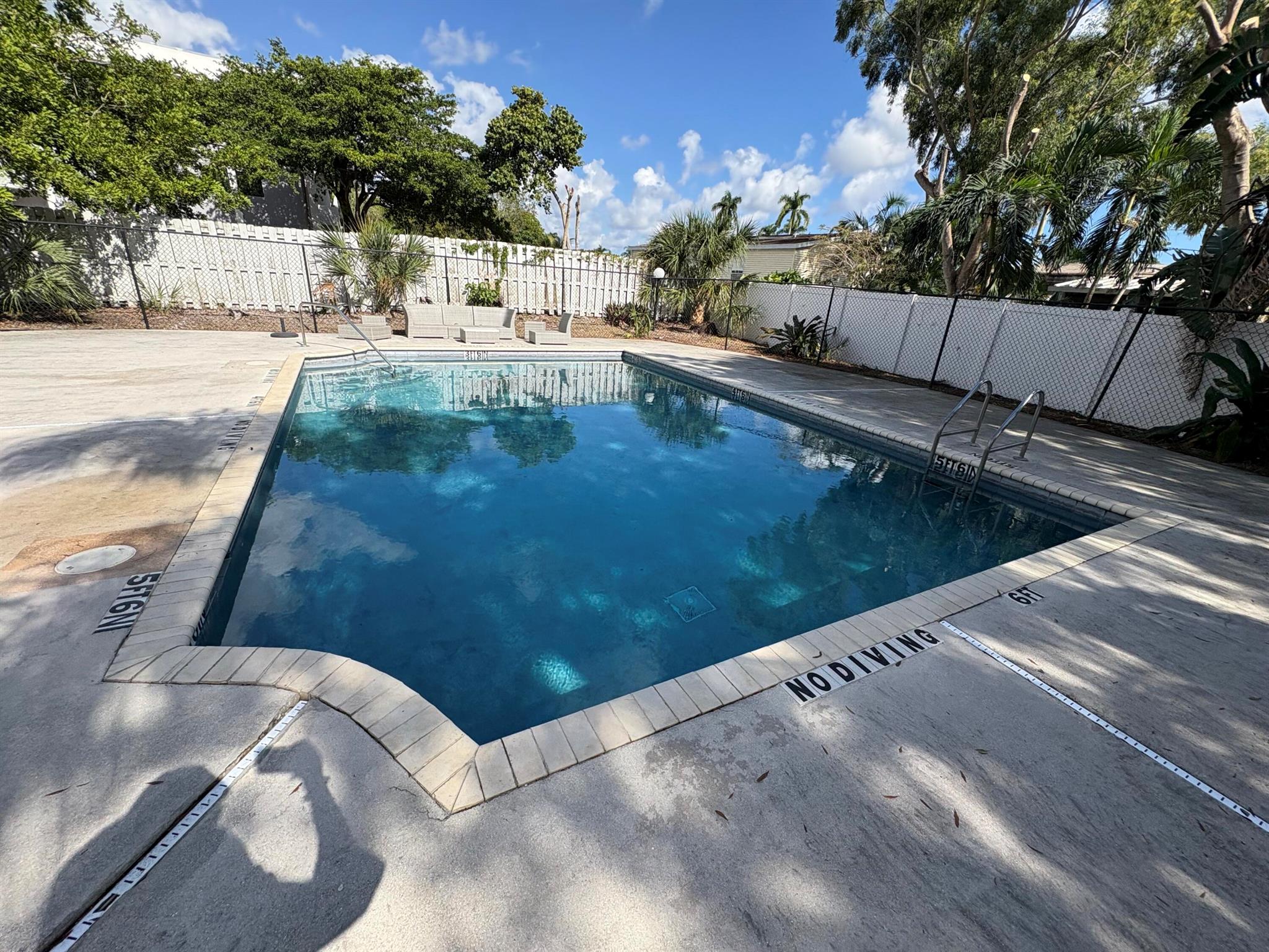 PINE HOLLOW ESTATES - Residential