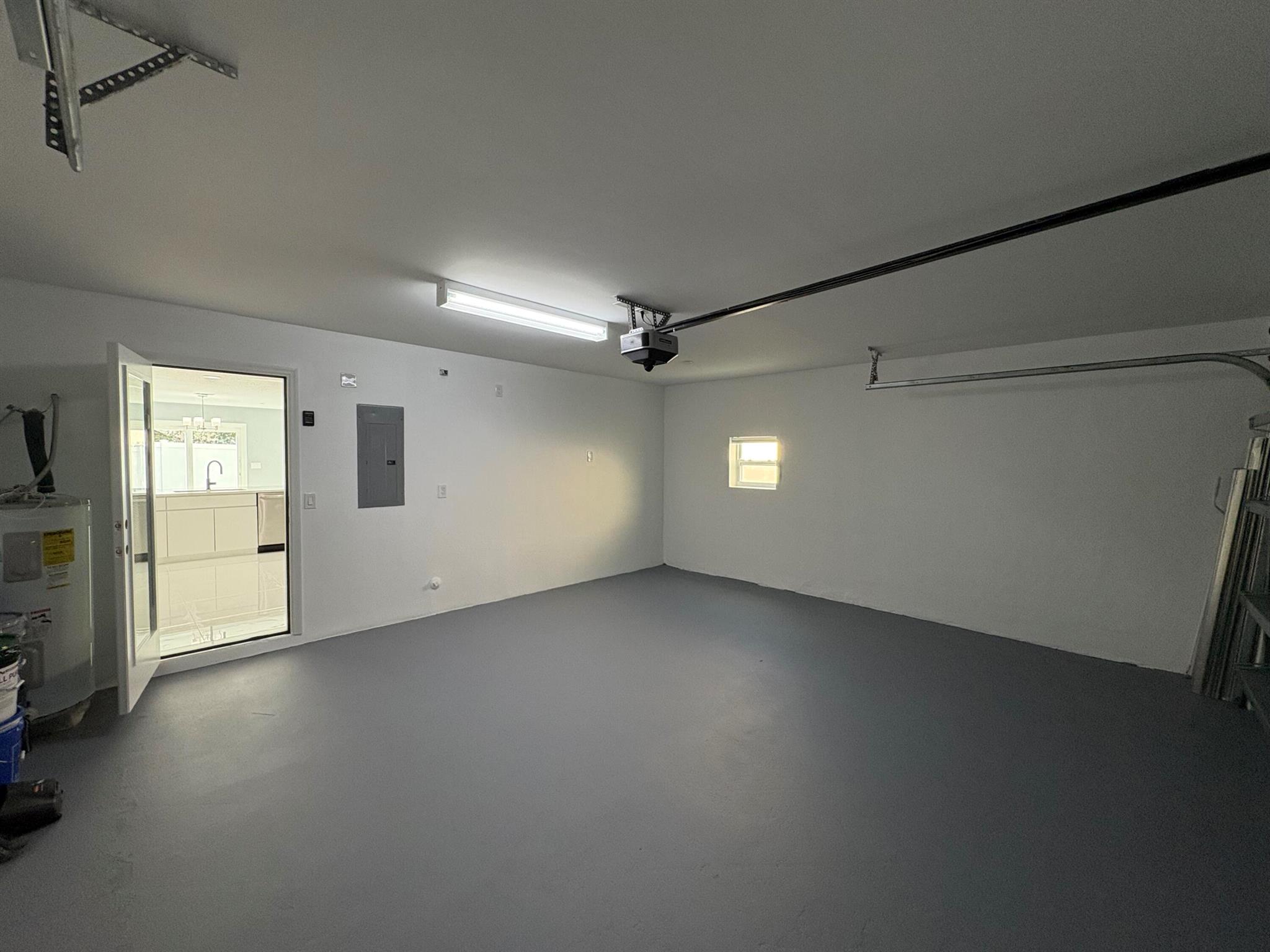 PINE HOLLOW ESTATES - Residential