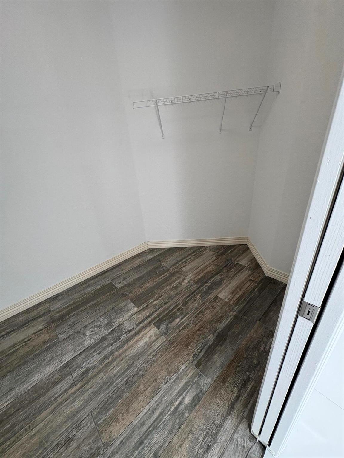 PINE HOLLOW ESTATES - Residential