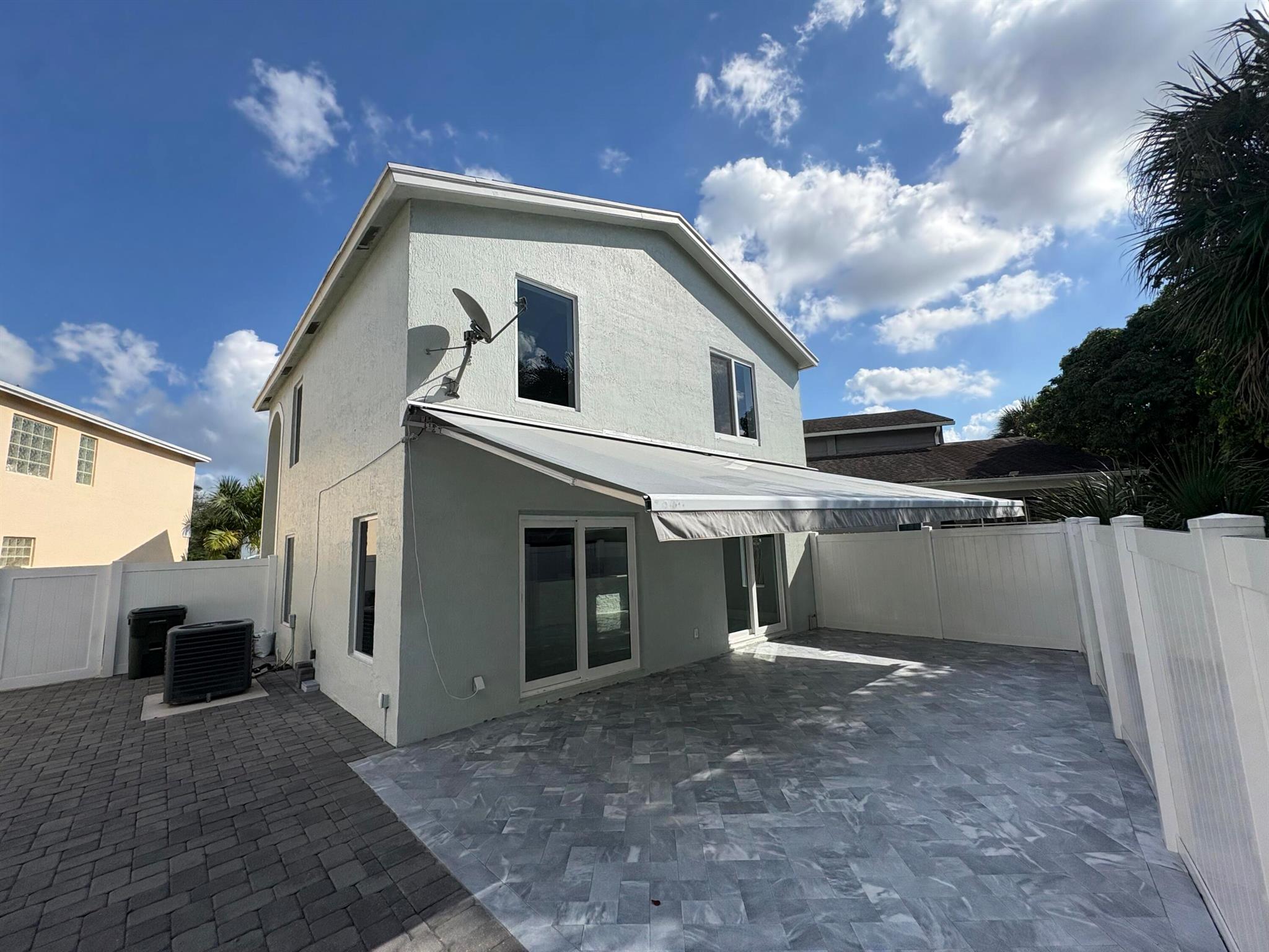 PINE HOLLOW ESTATES - Residential