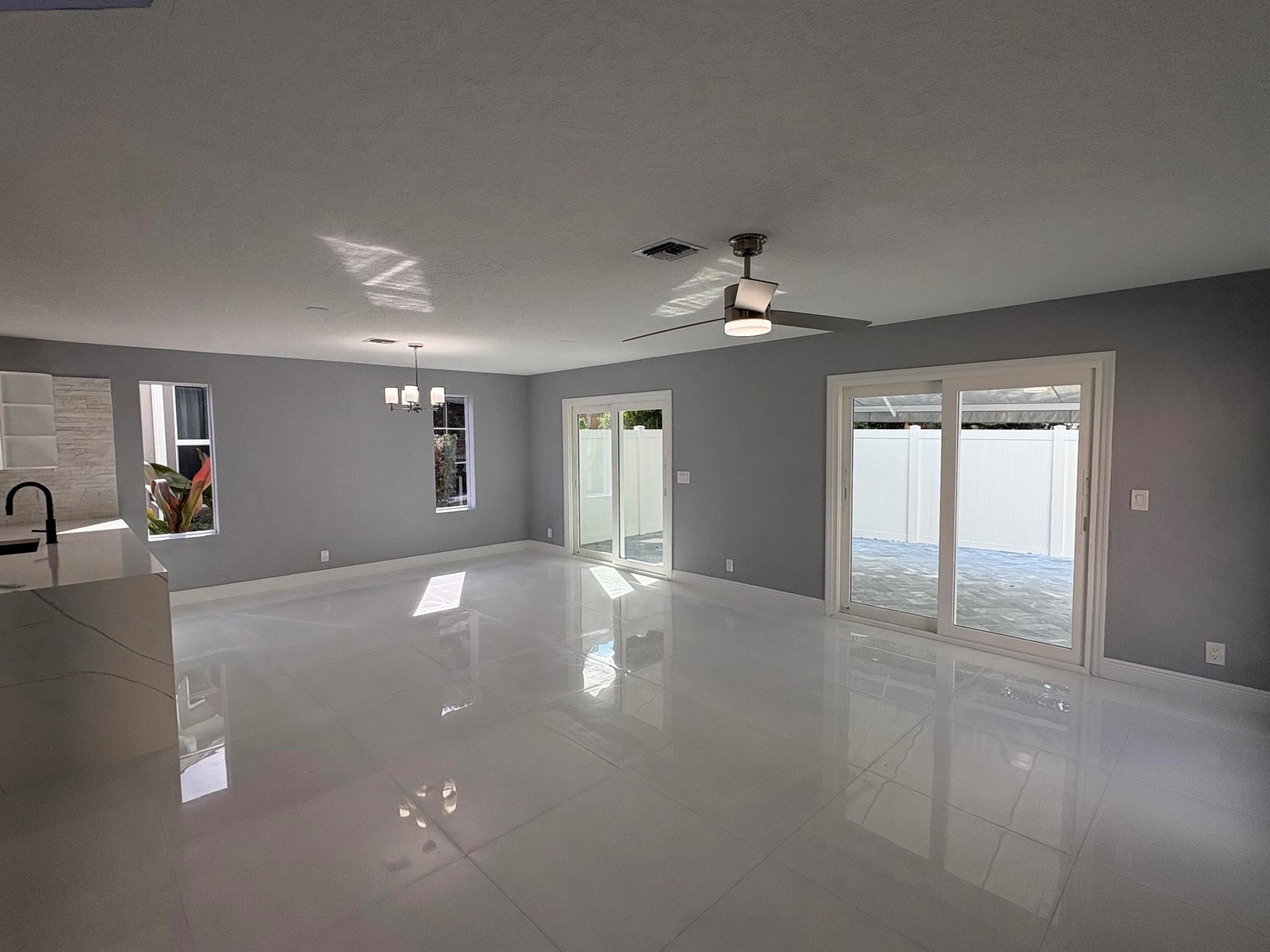 PINE HOLLOW ESTATES - Residential