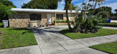 Photo of 2448 NE 13TH Avenue, Pompano Beach, FL 33064 (MLS # B26089744)