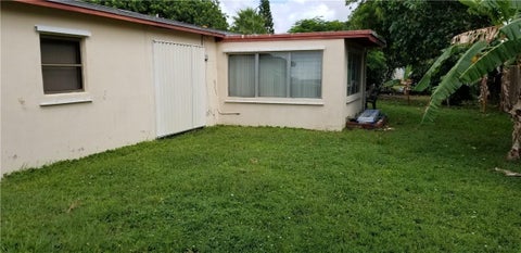 Tiny photo for 2448 NE 13TH Avenue, Pompano Beach, FL 33064 (MLS # B26089744)
