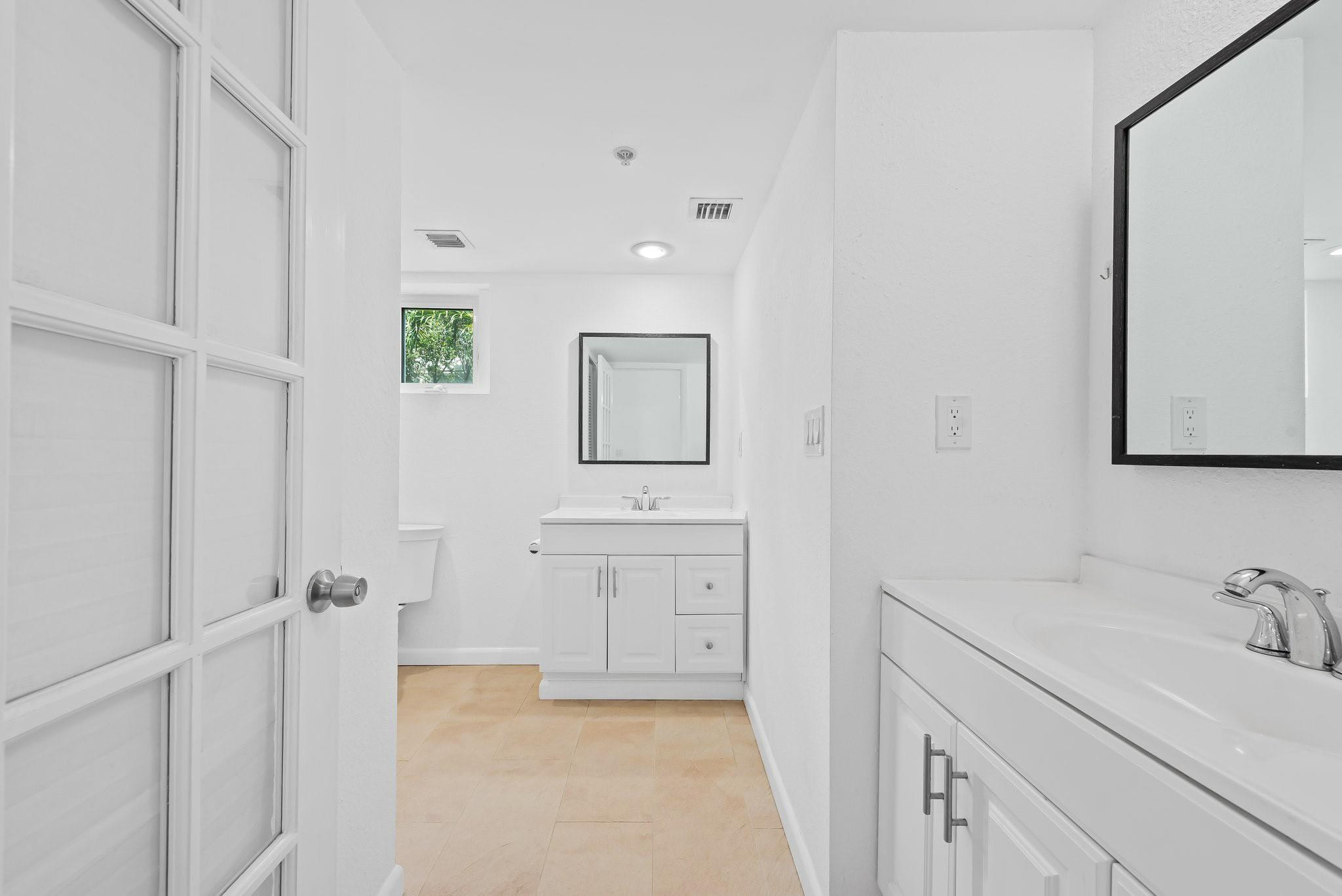 DOCKSIDE LOFTS CONDO - Residential Lease