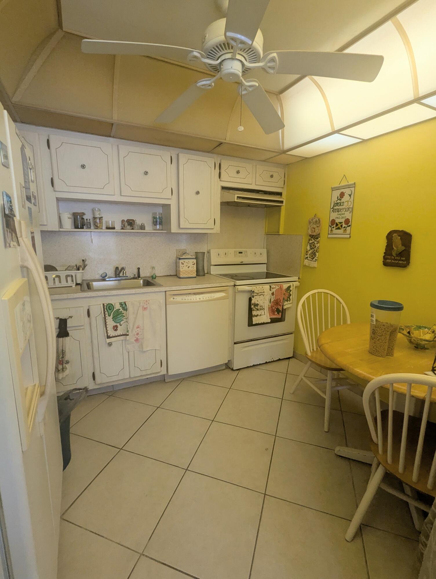 205 Wellington M
