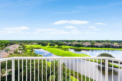 Tiny photo for 20320 FAIRWAY OAKS Drive #372, Boca Raton, FL 33434 (MLS # B26078923)