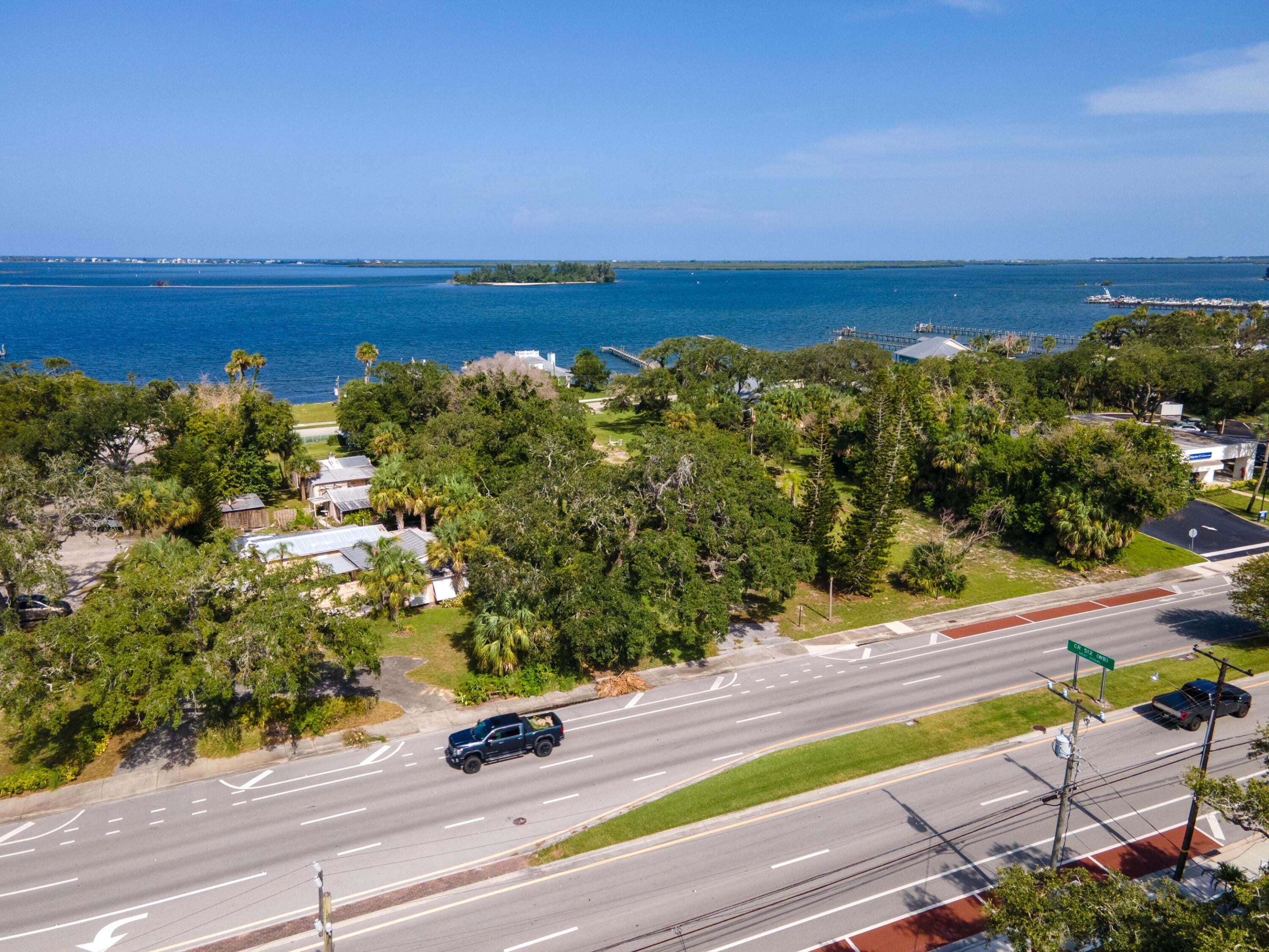 1026 INDIAN RIVER Drive