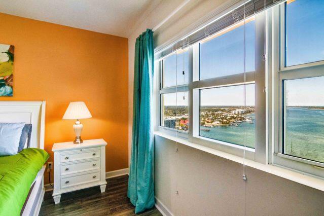 MARINA GRANDE RIVIERA BEACH CONDO - Residential Lease