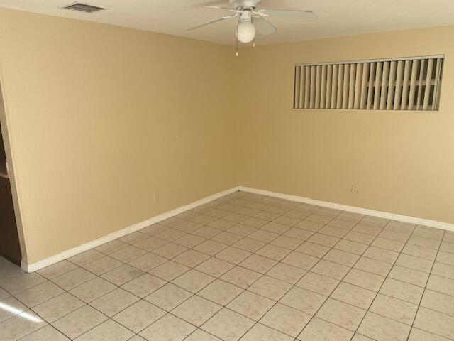 PALM BEACH SQUARE UNIT 6 - Residential Lease