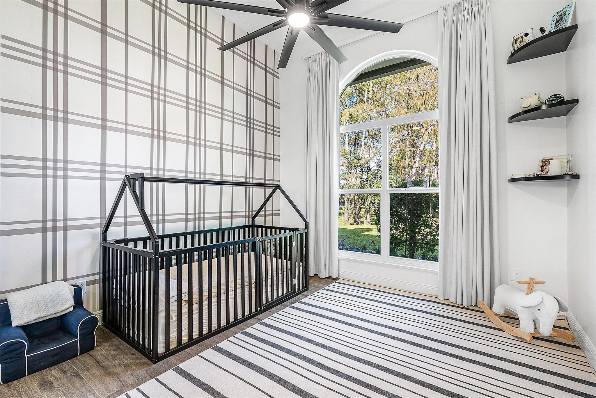 HOMELAND - Residential