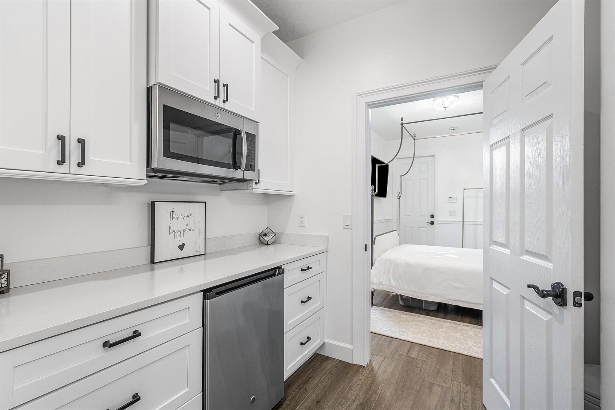 HOMELAND - Residential