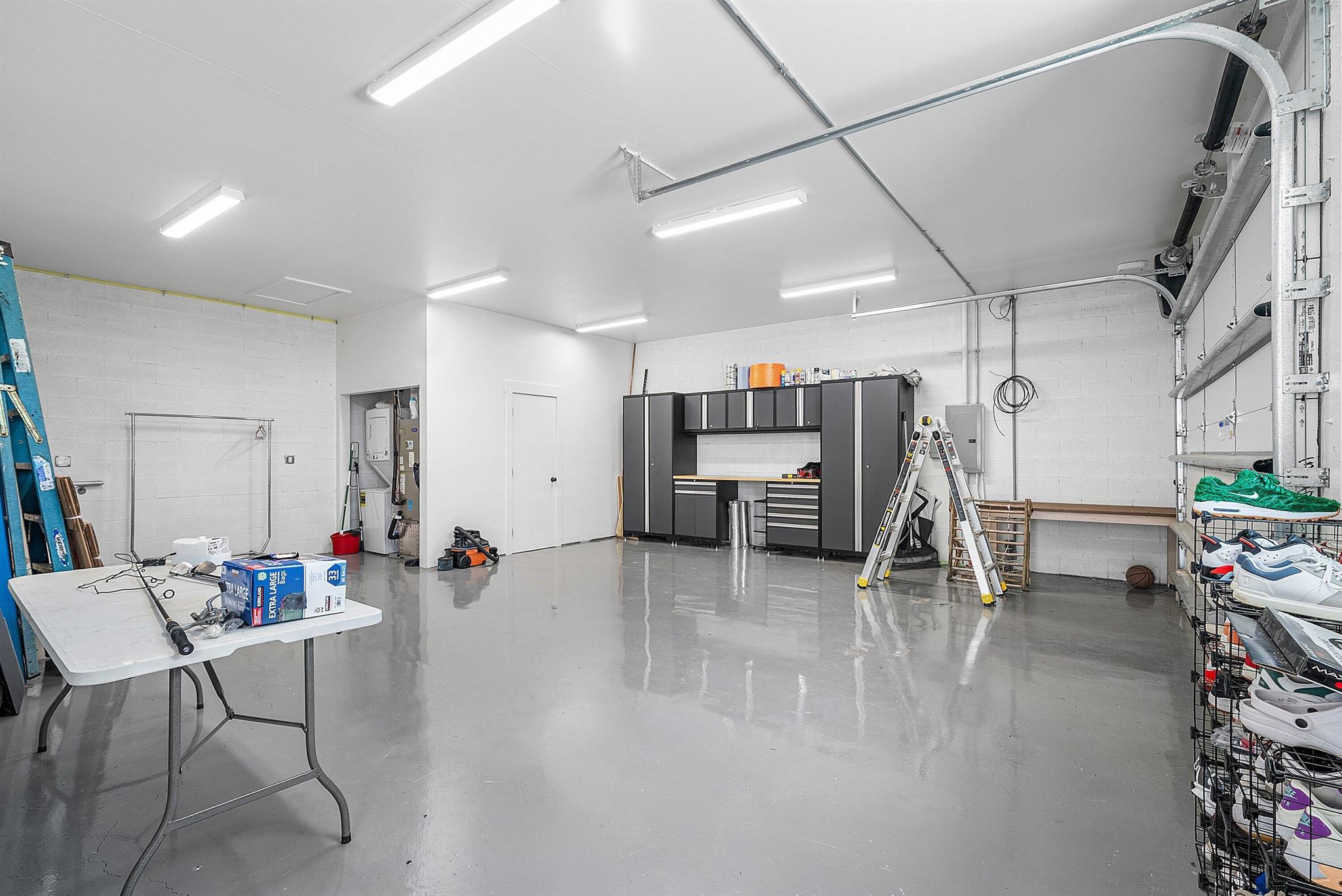 HOMELAND - Residential