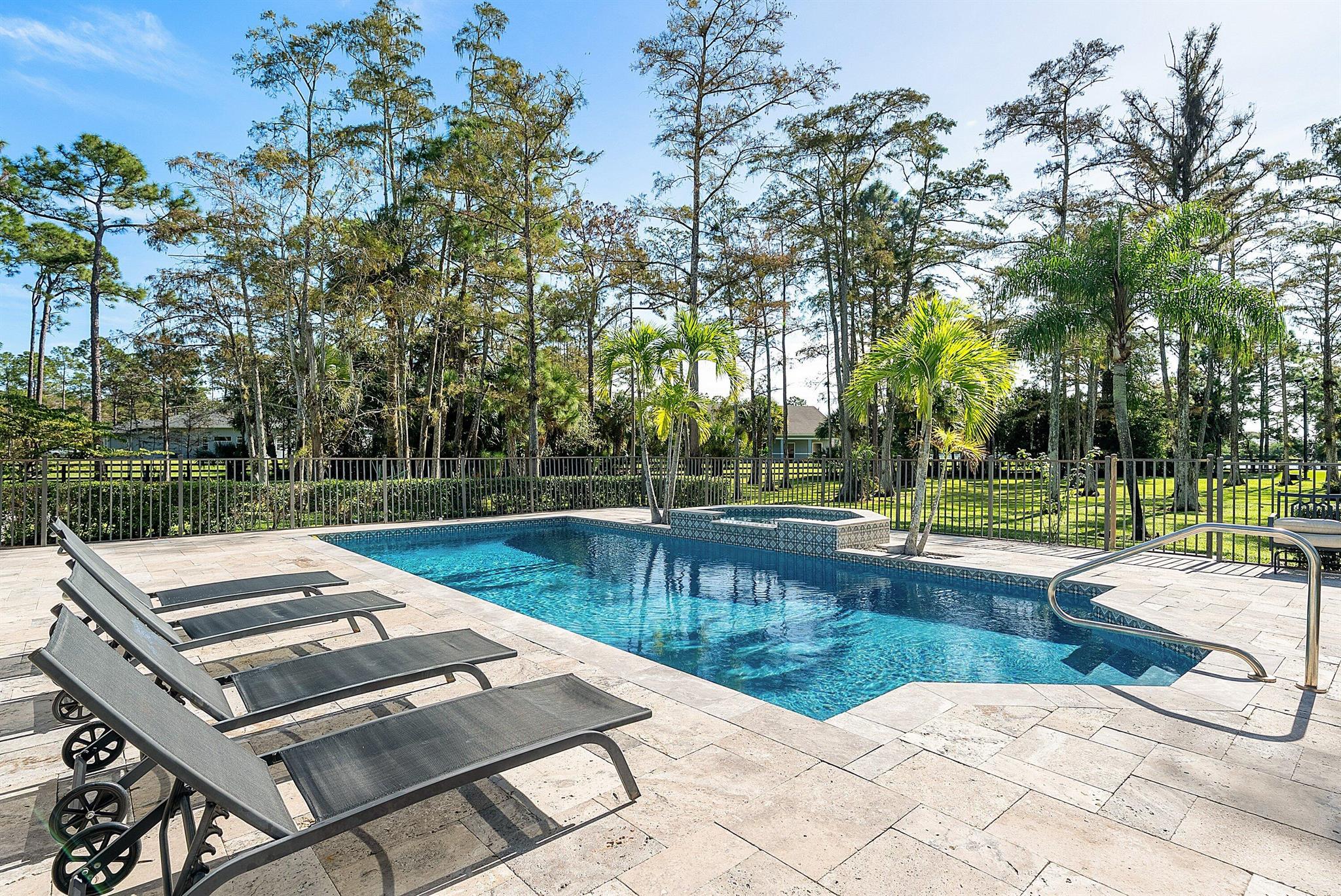 HOMELAND - Residential