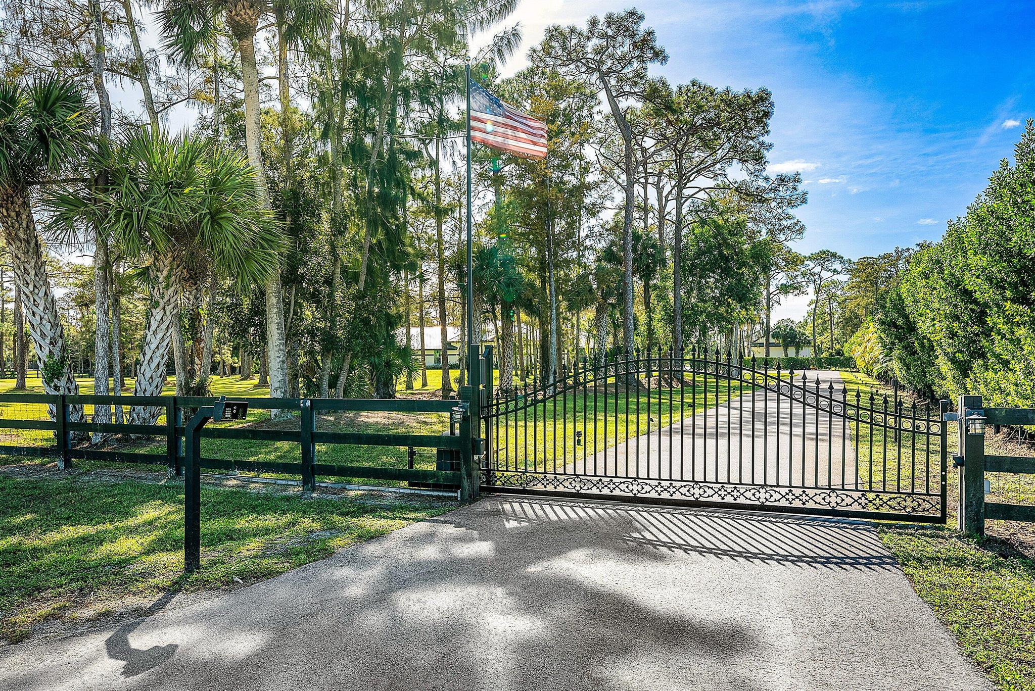 HOMELAND - Residential