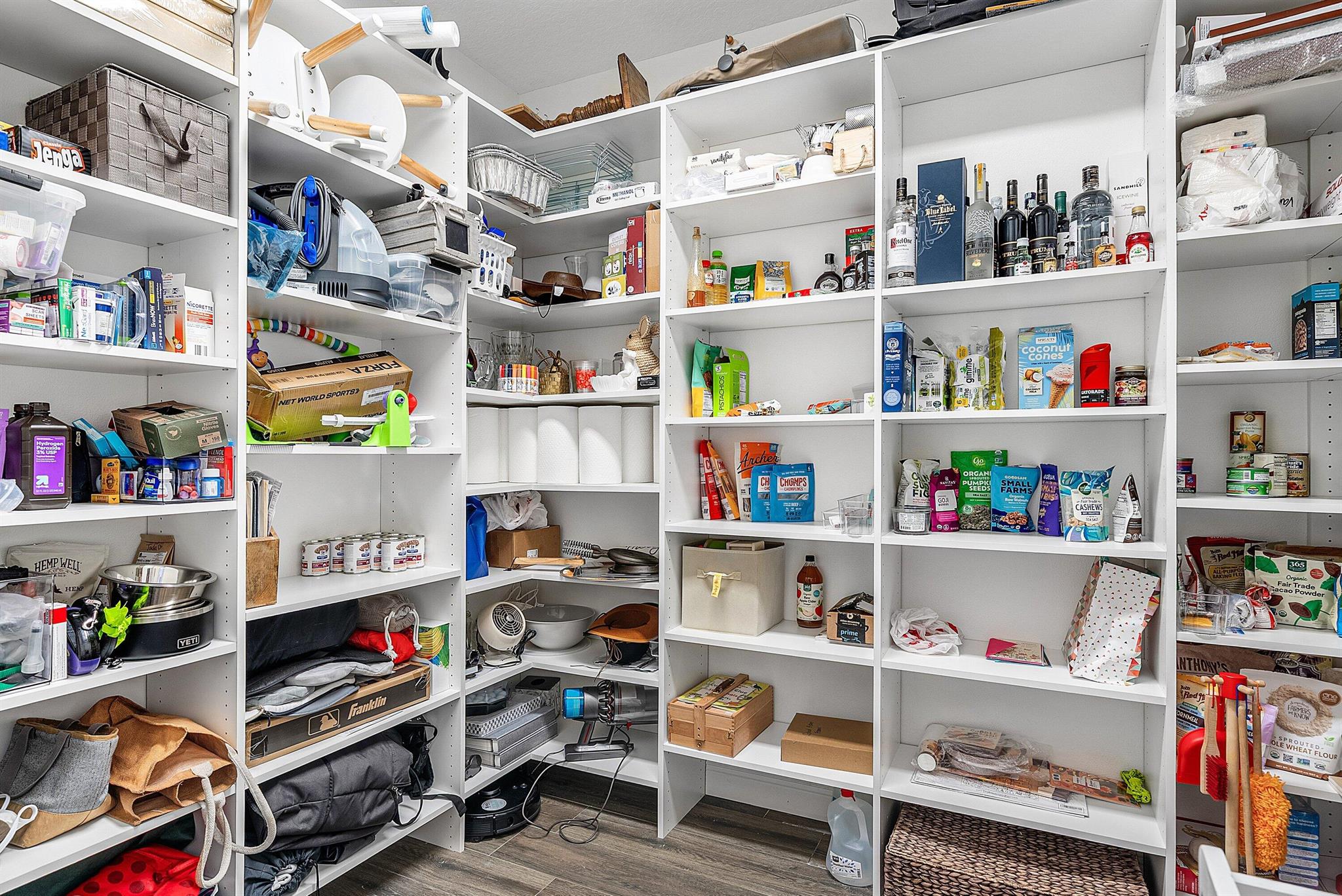 HOMELAND - Residential