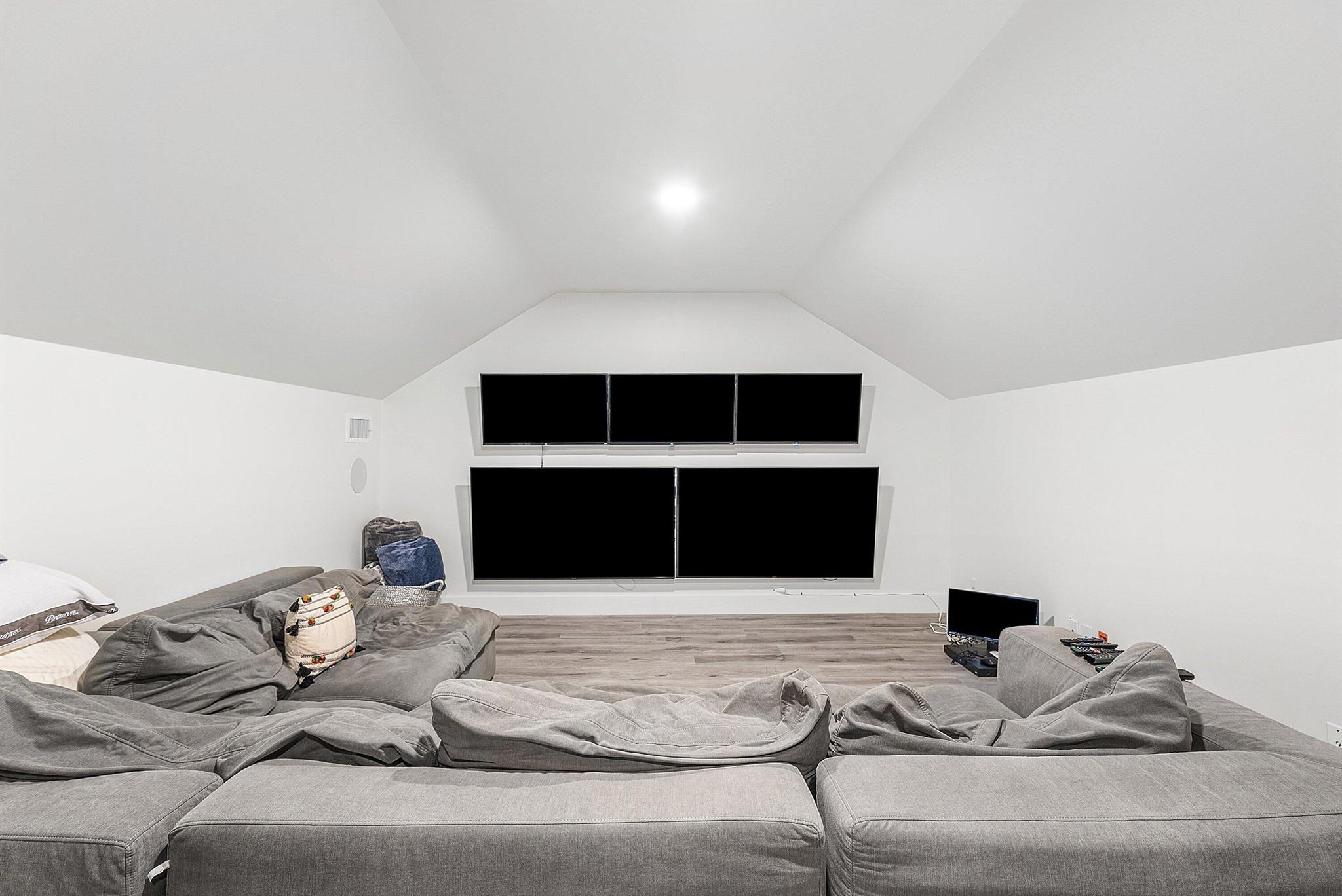 HOMELAND - Residential