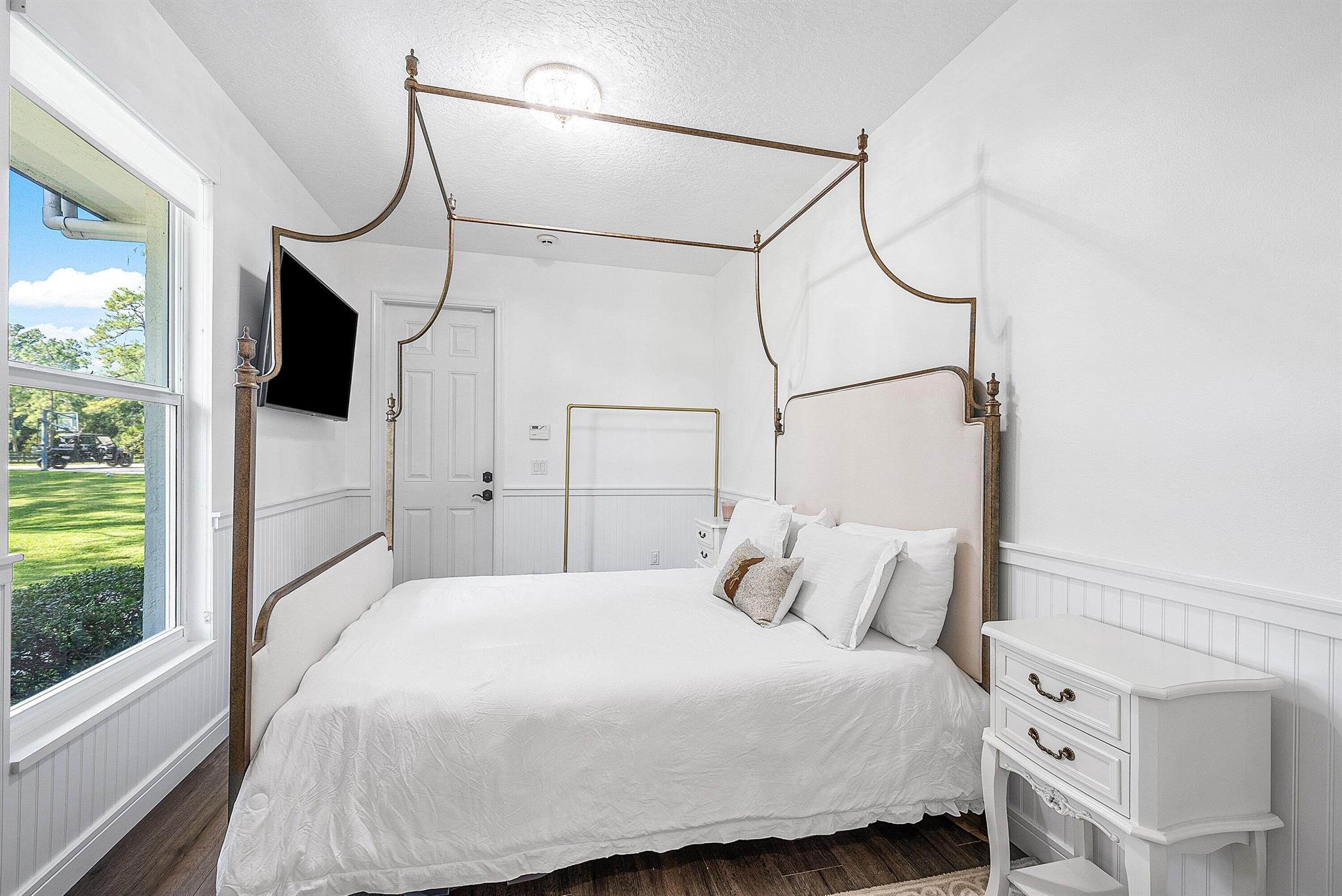 HOMELAND - Residential