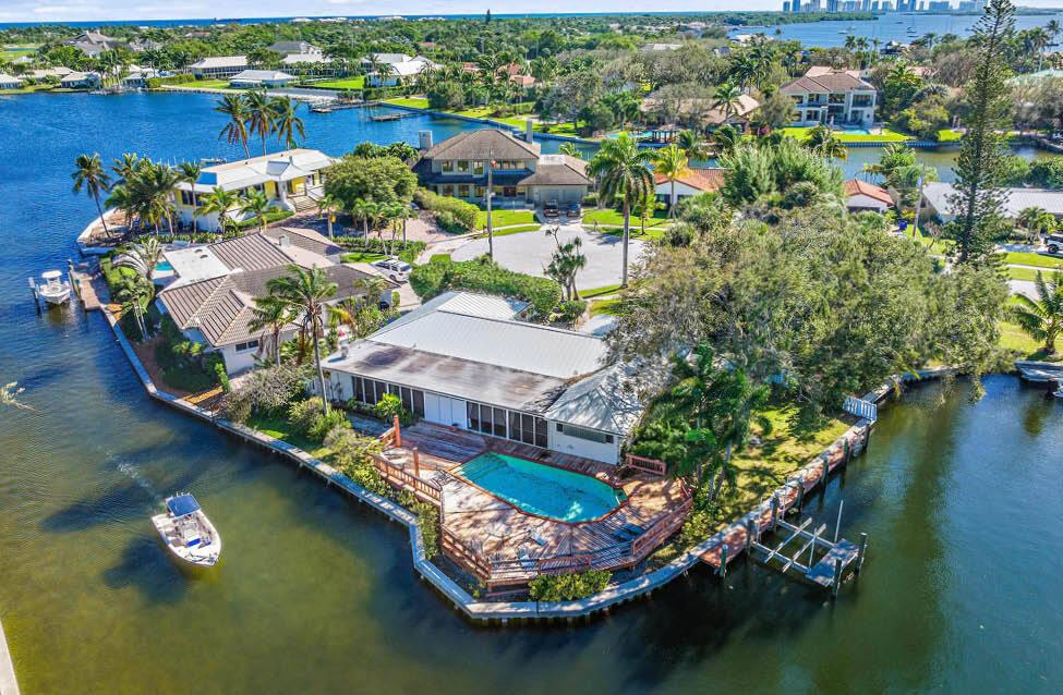 HIDDEN KEY - Residential