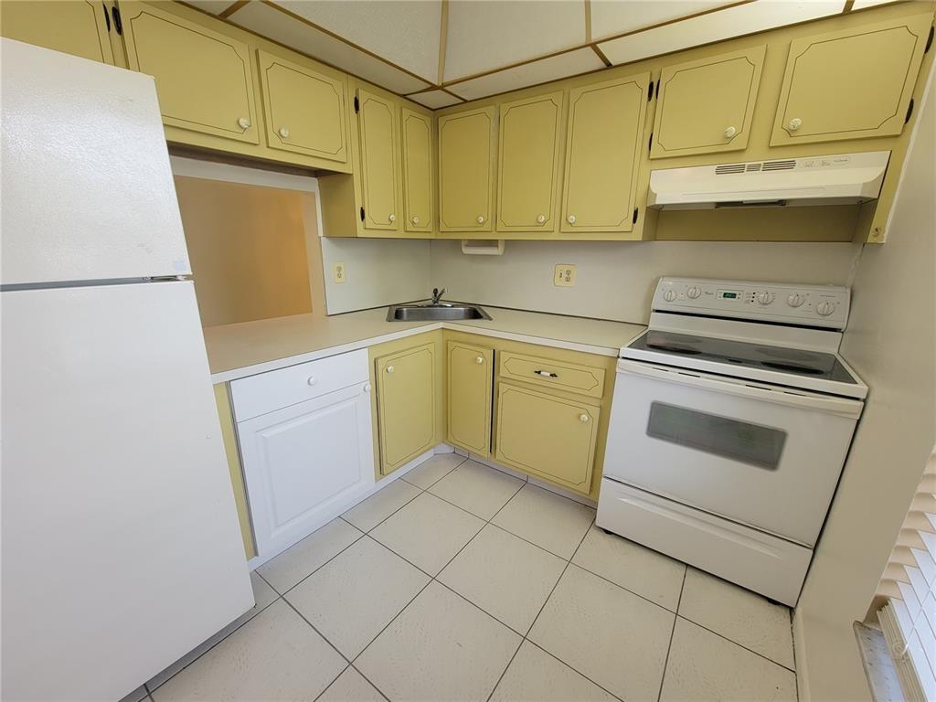 Bermuda Club One Condo - Residential