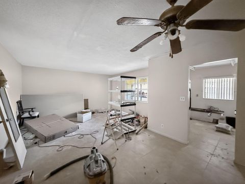 Tiny photo for 5300 Washington St #K129, Hollywood, FL 33021 (MLS # B26011360)