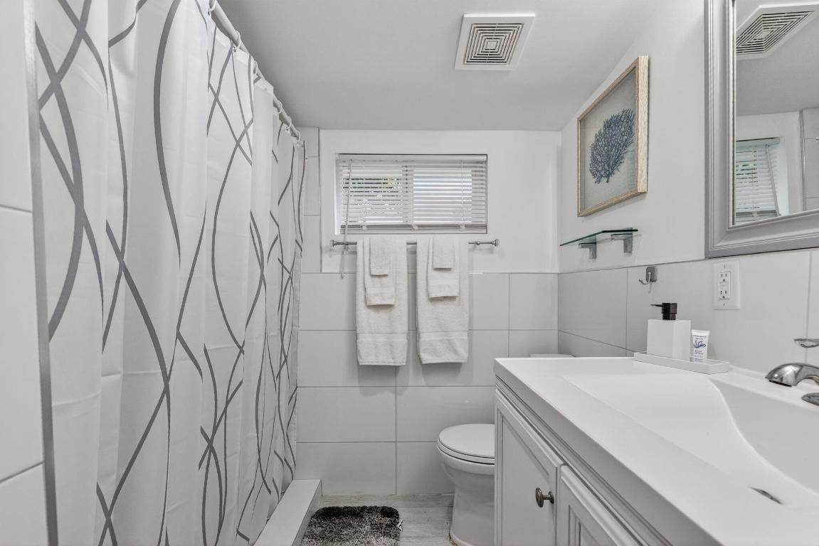 OAKLAND PARK SECOND ADD - Residential