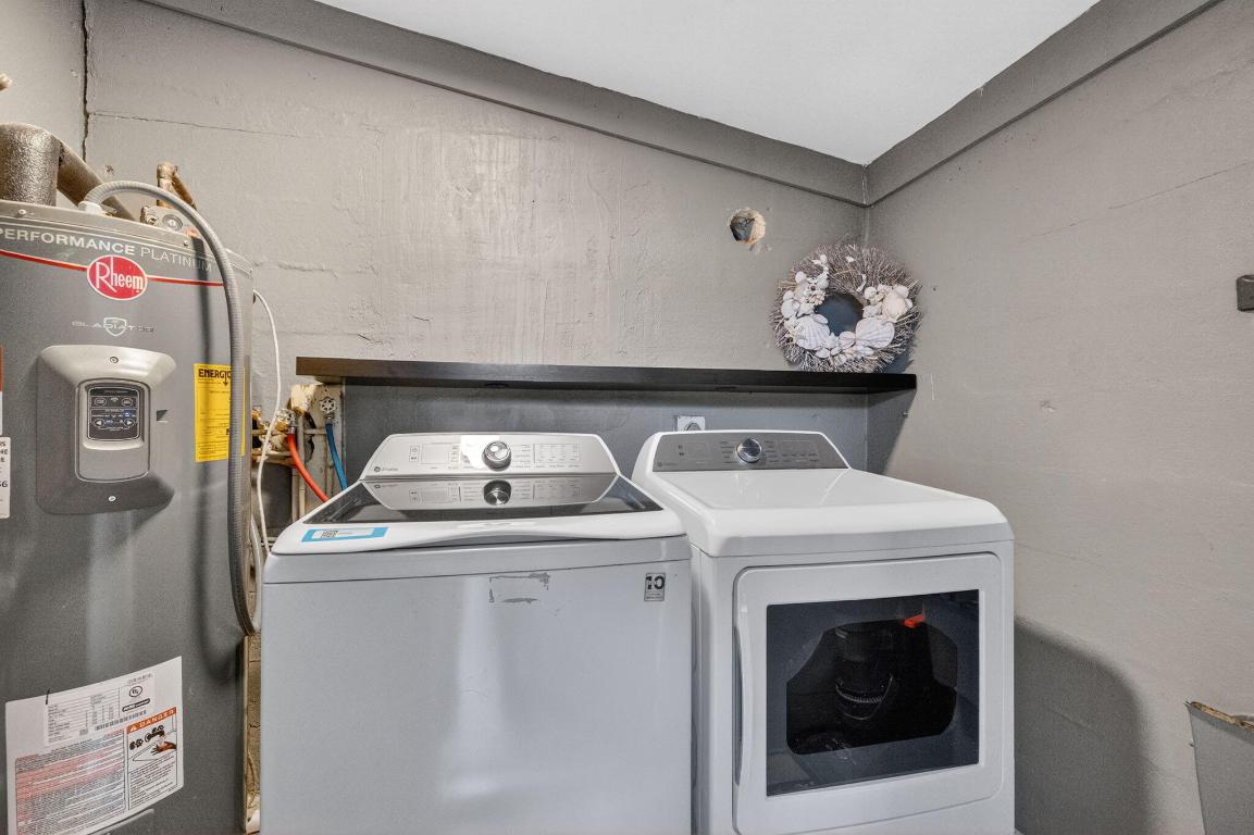 OAKLAND PARK SECOND ADD - Residential