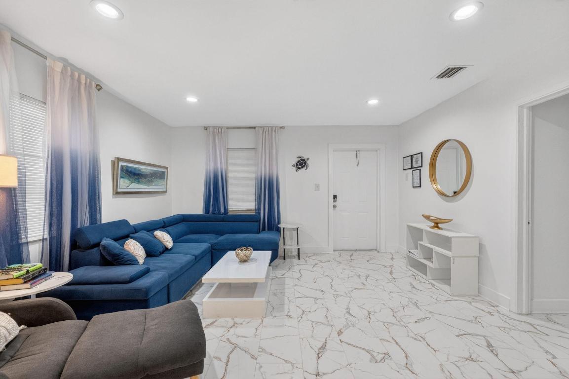 OAKLAND PARK SECOND ADD - Residential