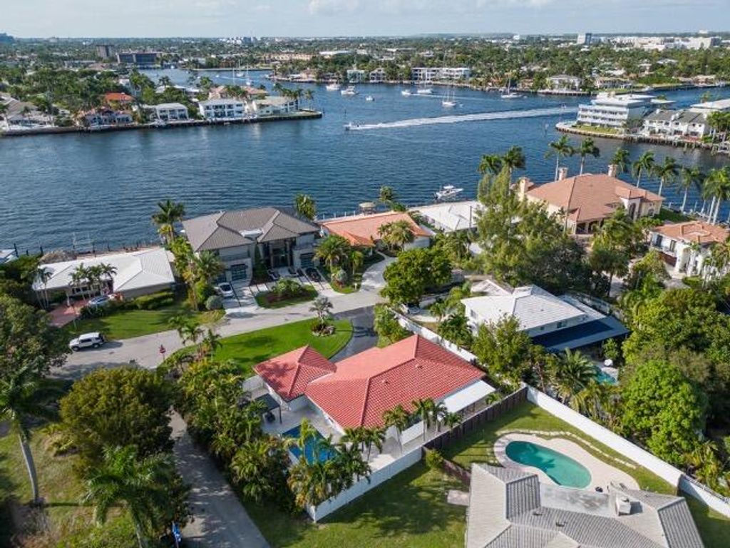 Photo of 1330 W Terra Mar Drive, Pompano Beach, FL 33062 (MLS # R11158334)