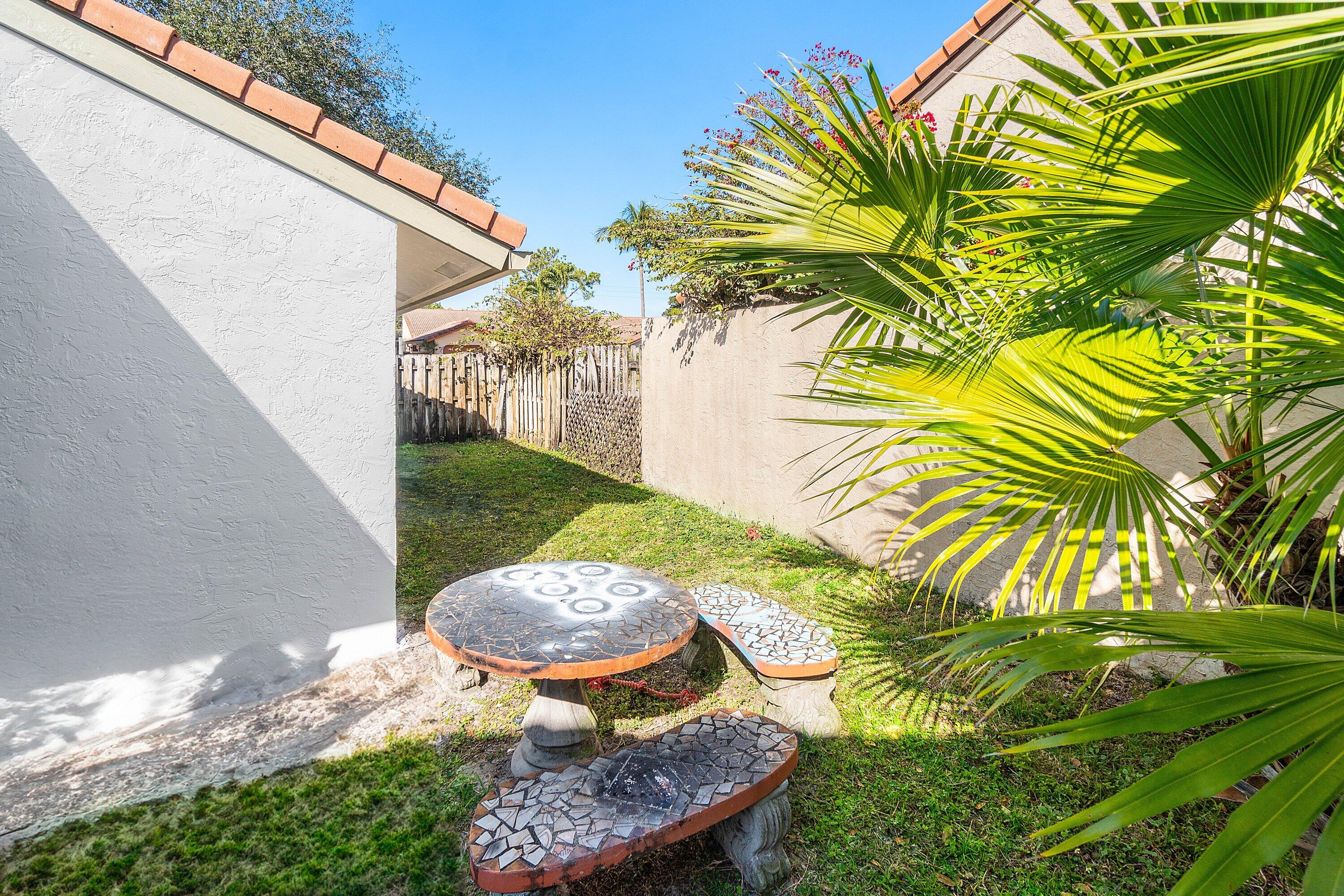 RAINBERRY LAKE PH IV-B - Residential