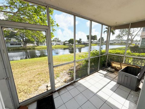 11 Brittany A Delray Beach FL 33446