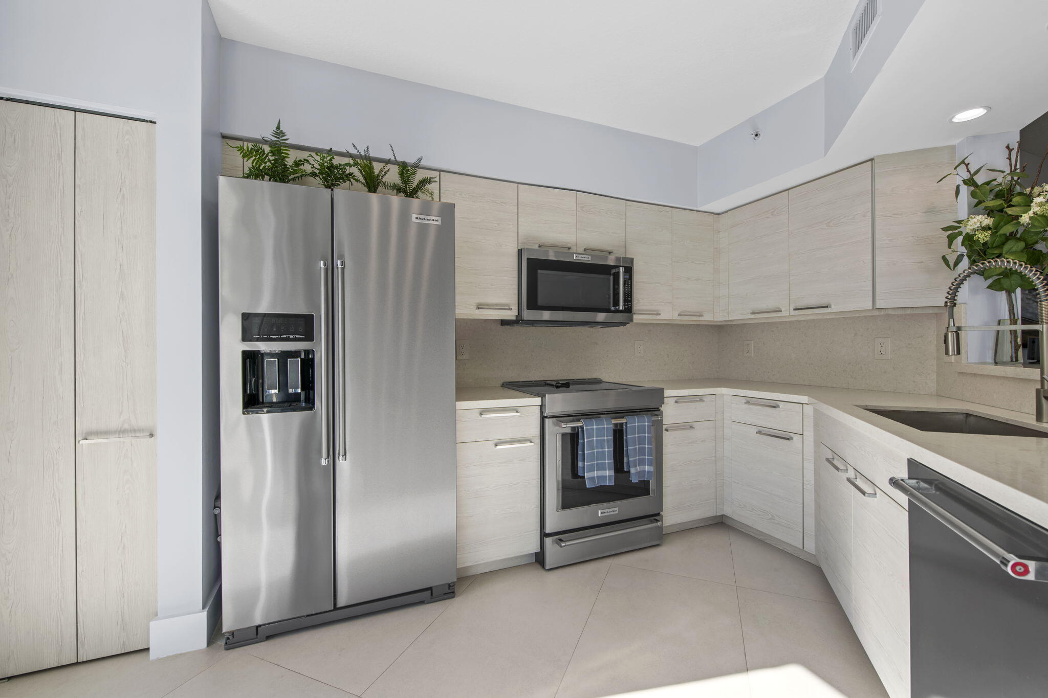 WATERGARDEN CONDO - Residential