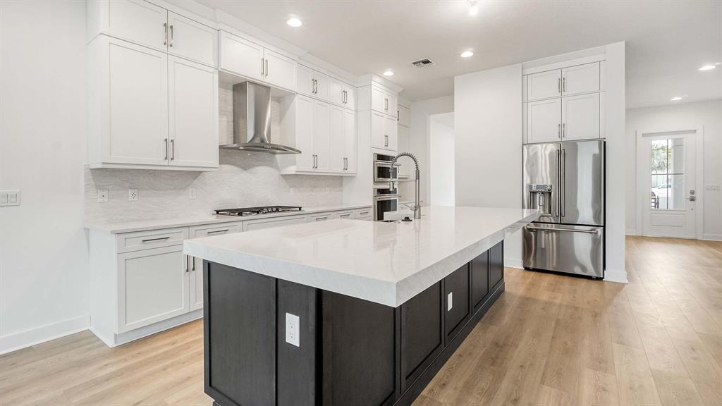 ALTON NEIGHBORHOOD - Residential