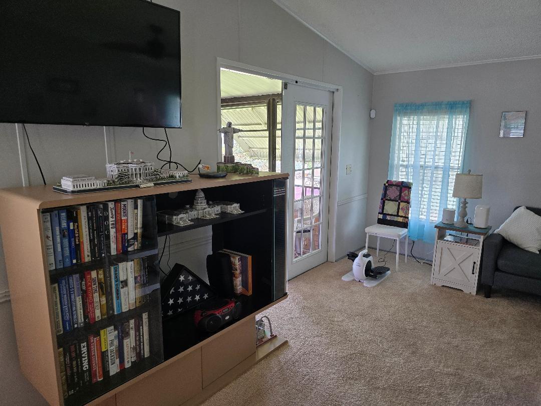 5610 Hemingway Court 5