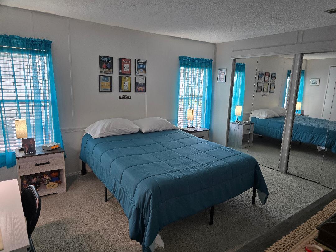 TROPICAL ISLES - Residential